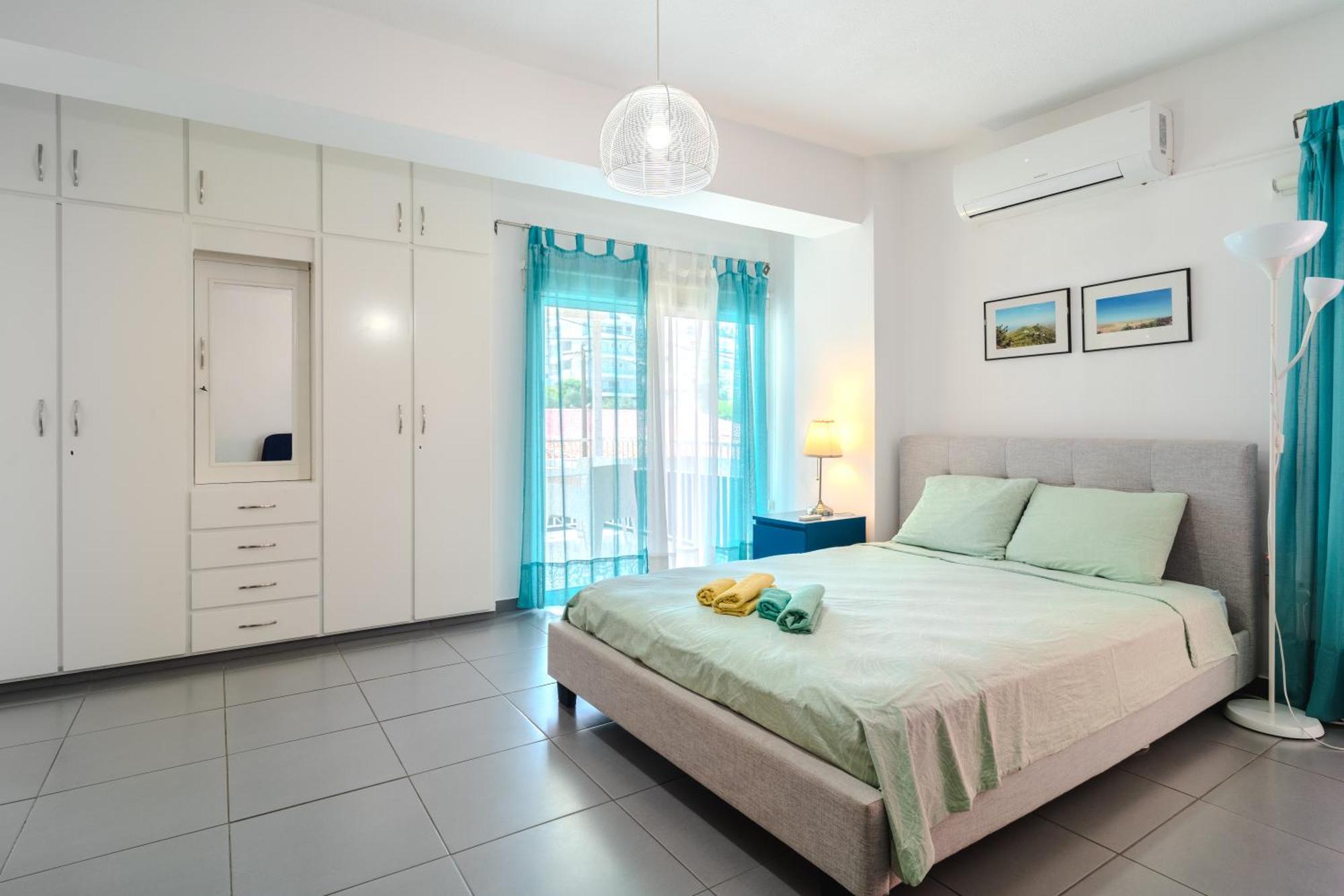 Mackenzie Blu Beach Studio Larnaca Ngoại thất bức ảnh