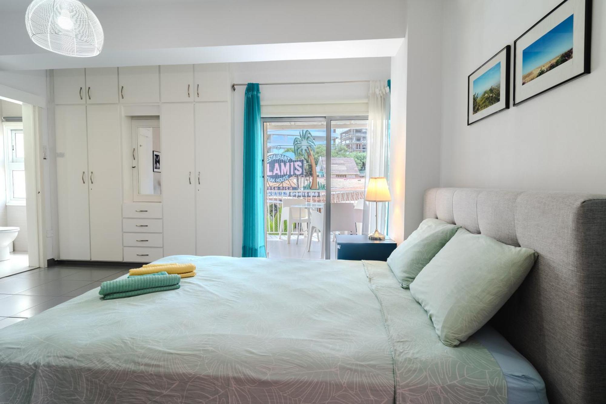 Mackenzie Blu Beach Studio Larnaca Ngoại thất bức ảnh